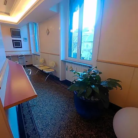 阿达酒店