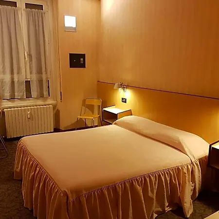 Hotell Ada 2*
