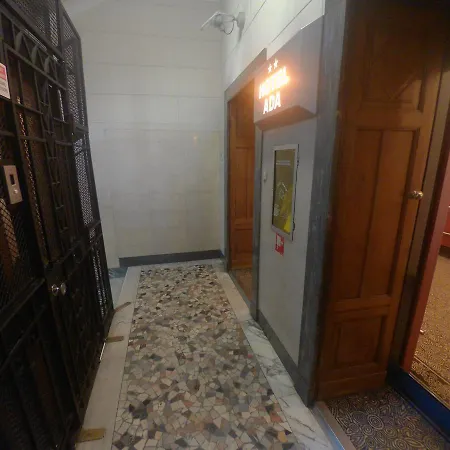 Hotel Ada 2*