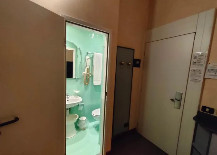 Ada Hotel